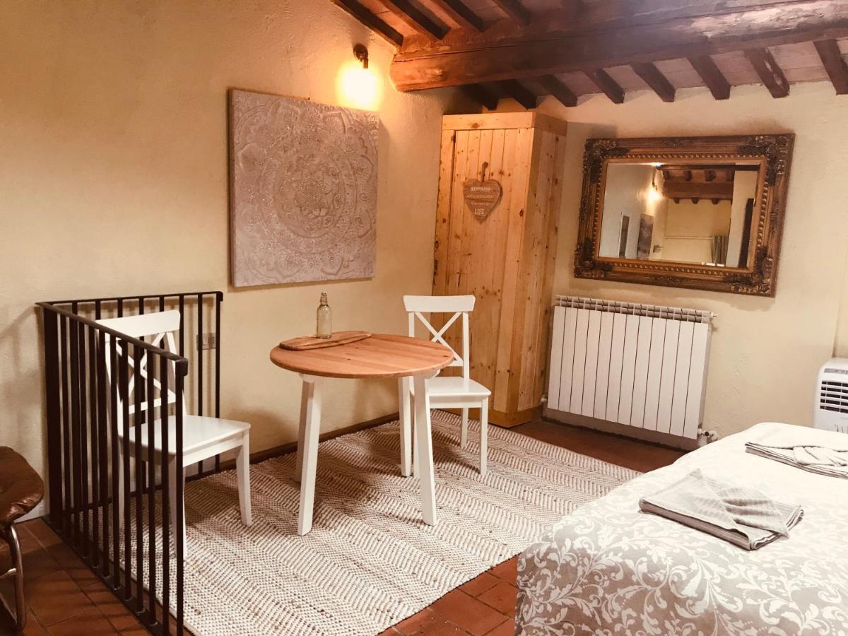 Fireflies Apartment Monte Petriolo Екстериор снимка
