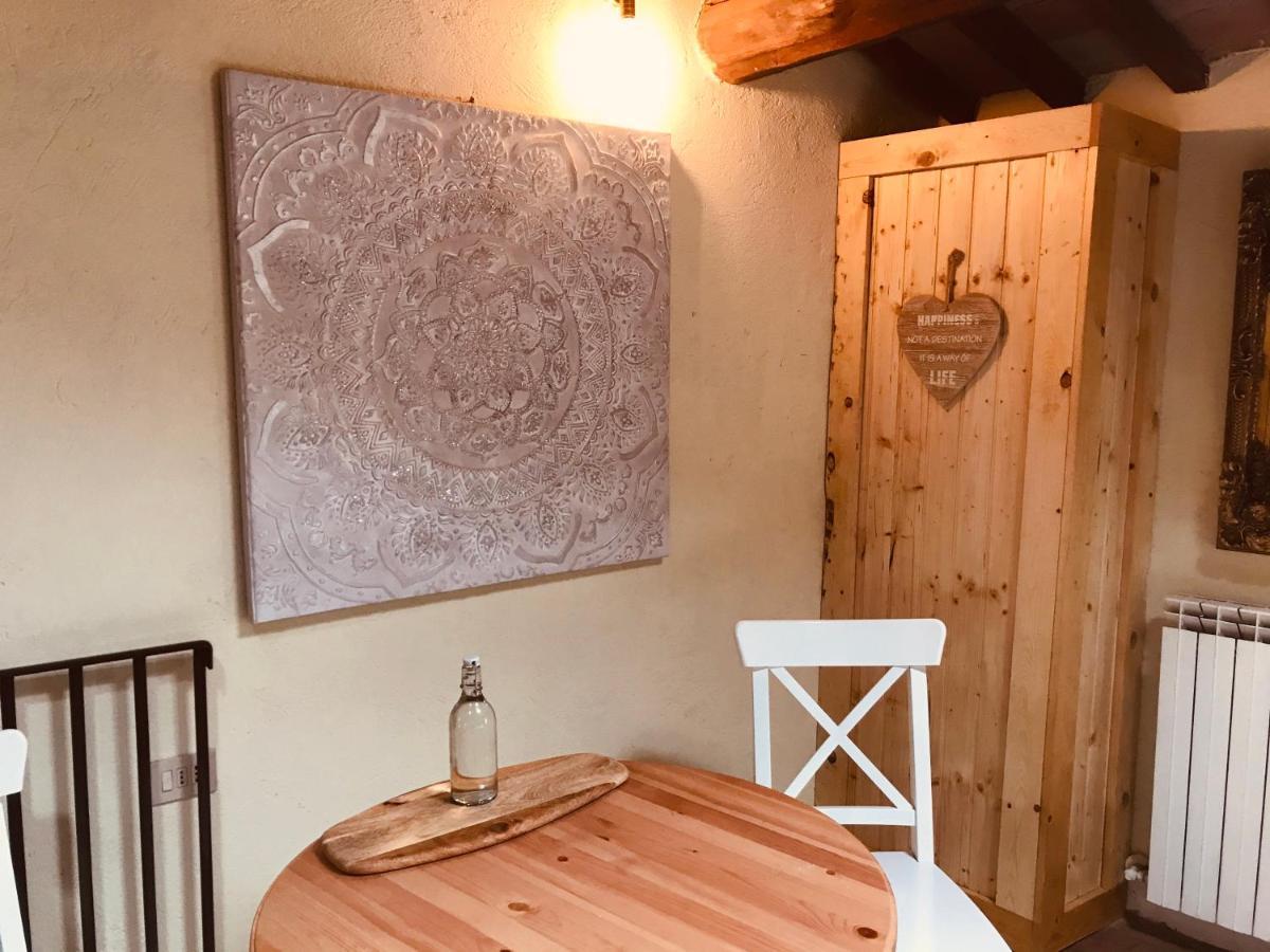 Fireflies Apartment Monte Petriolo Екстериор снимка